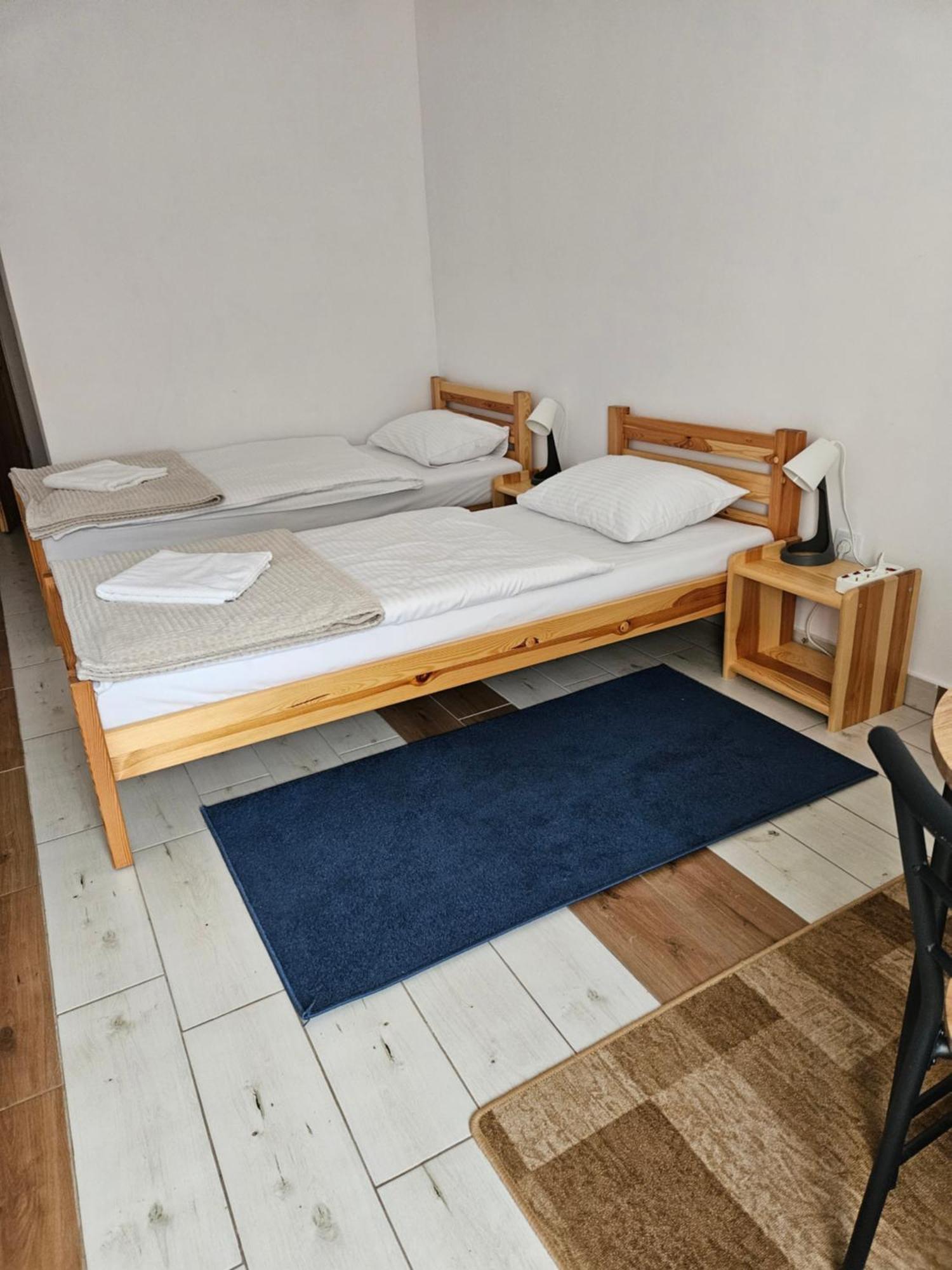 Noclegi U Przewodnikow - Zwiedzaczek Lubawka Kamer foto