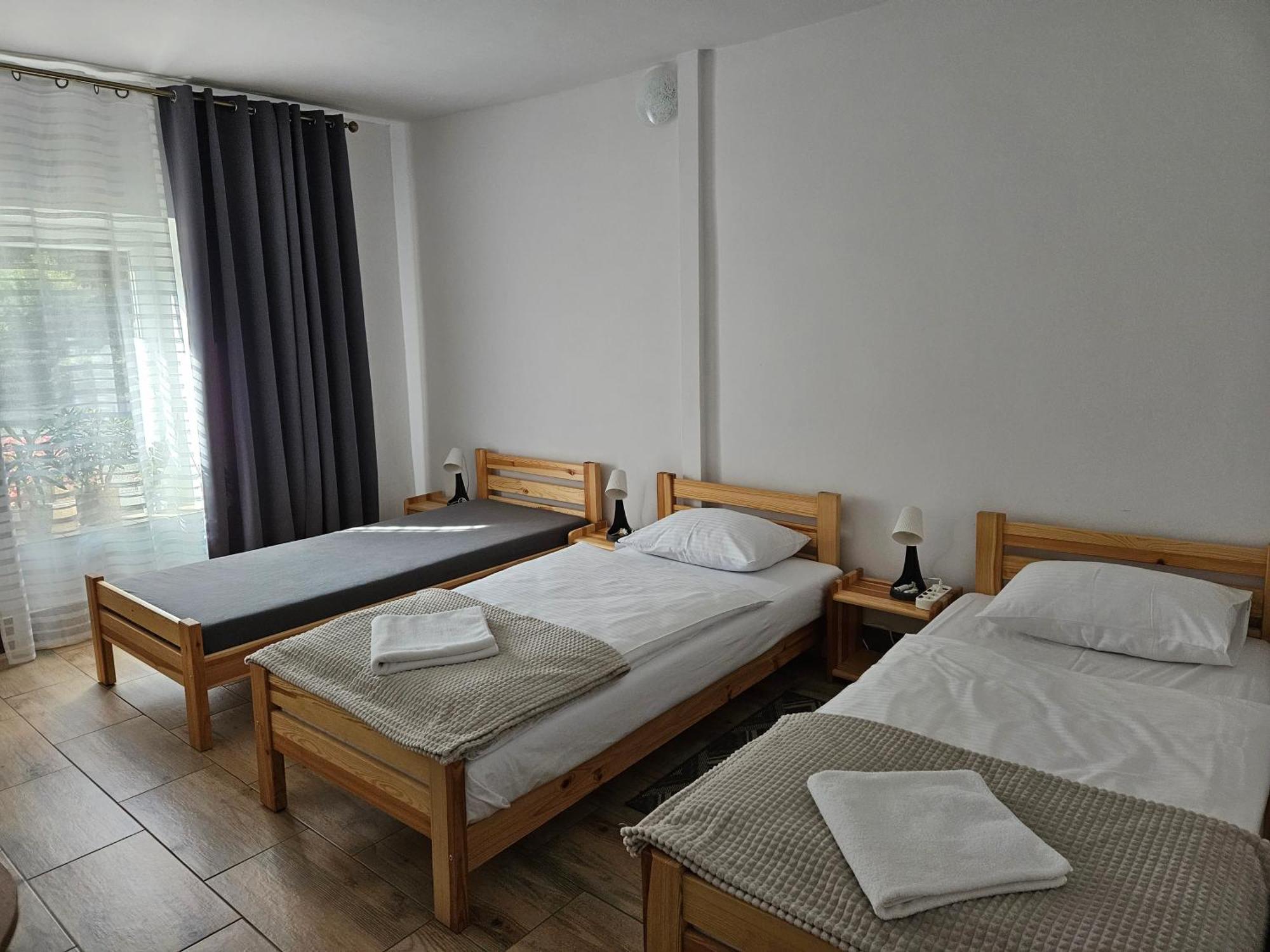 Noclegi U Przewodnikow - Zwiedzaczek Lubawka Kamer foto