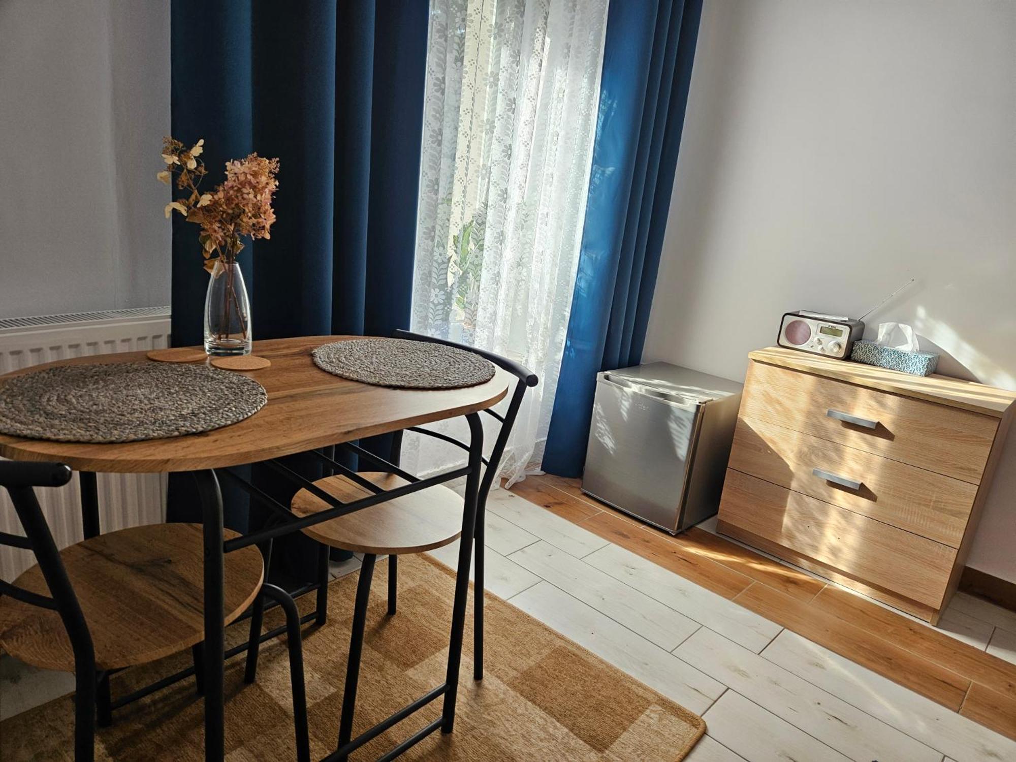 Noclegi U Przewodnikow - Zwiedzaczek Lubawka Kamer foto